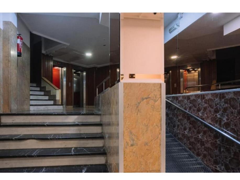 Piso Centrico Y Tranquilo Lägenhet Vigo Exteriör bild